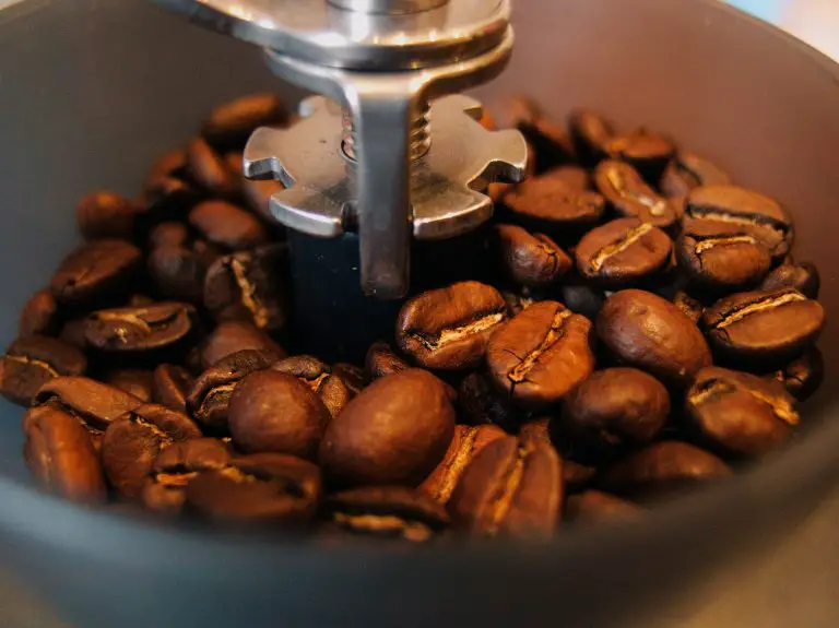 How to Grind Coffee Beans With or Without a Grinder