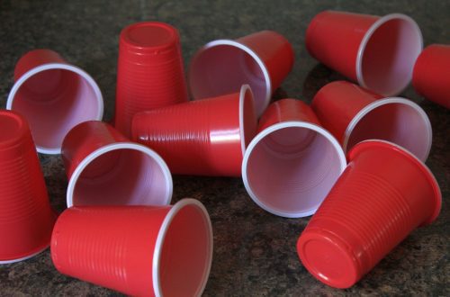 Can you put coffee in solo cups?